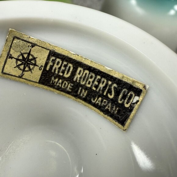 Decorative Pedestal Coffee Mugs Fred Roberts 4 Different Birds Colorful Kitchen - Picture 12 of 16